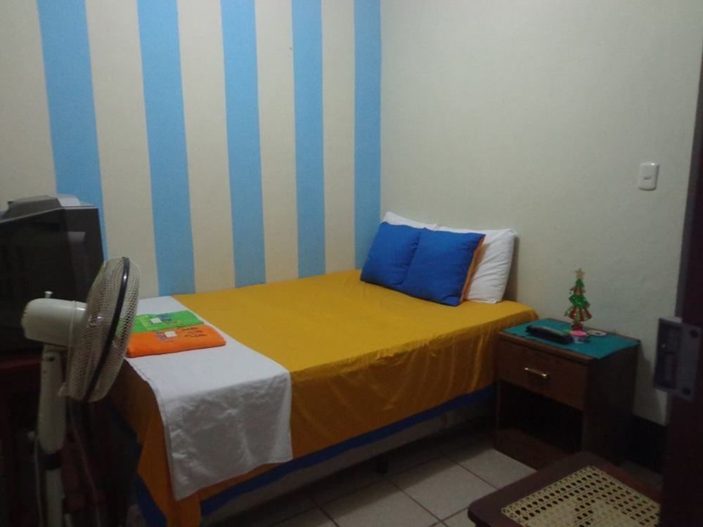 Hostal Leyendas Леон Экстерьер фото