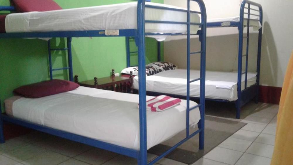 Hostal Leyendas Леон Экстерьер фото
