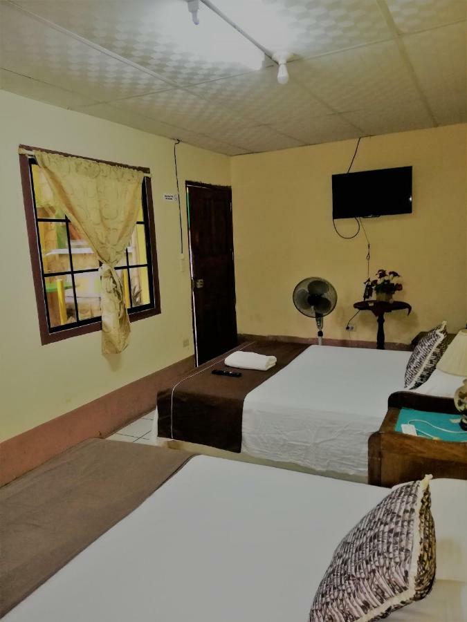 Hostal Leyendas Леон Экстерьер фото