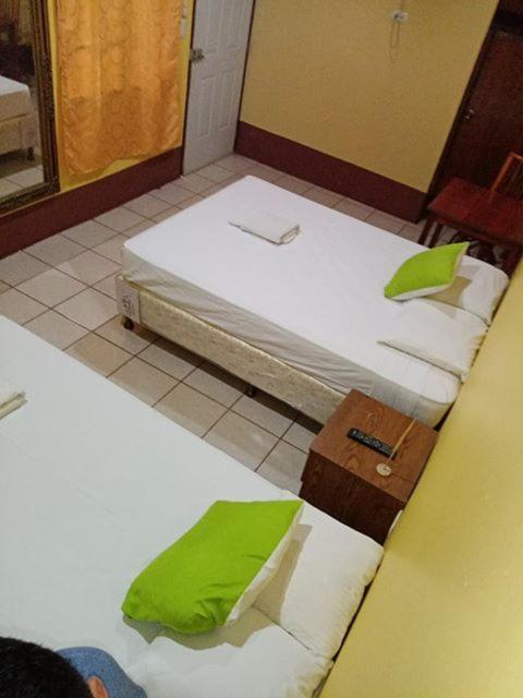 Hostal Leyendas Леон Экстерьер фото