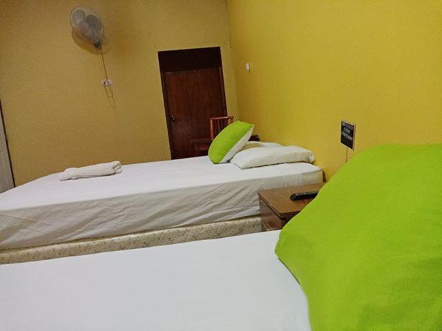 Hostal Leyendas Леон Экстерьер фото